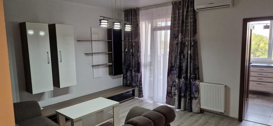 Apartament cu 2 camere semidecomandat în Micălaca