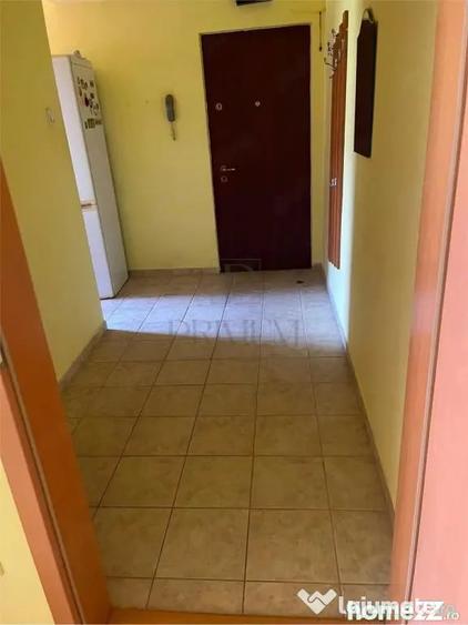 Garsonieră decomandată în Blașcovici