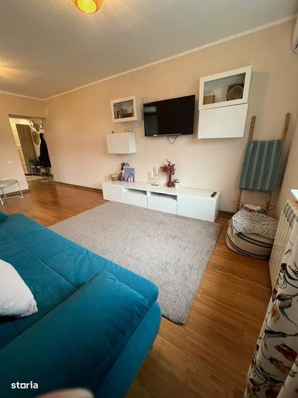Apartament cu 2 camere decomandat în Cazino