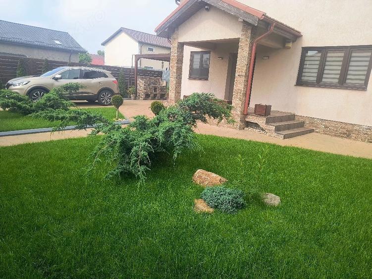 Casă cu 6 camere cu Teren 600 Mp în Râmnicu Sărat