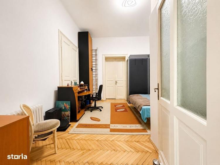 Apartament cu 4 camere în Central