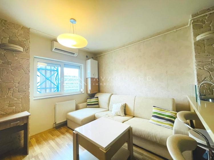 Apartament cu 2 camere semidecomandat, mobilat în Zorilor