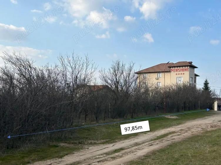 Teren de 1800 mp, în Central