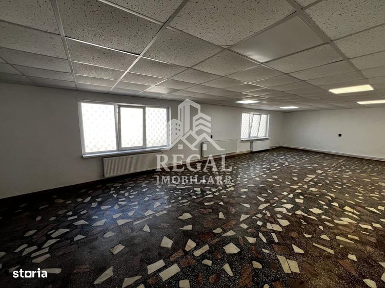 Spațiu comercial, de 110 mp, în Central