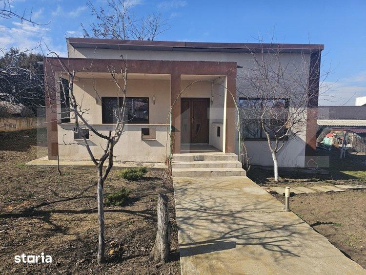 Casă cu 5 camere cu Teren 350 Mp în Ghercești