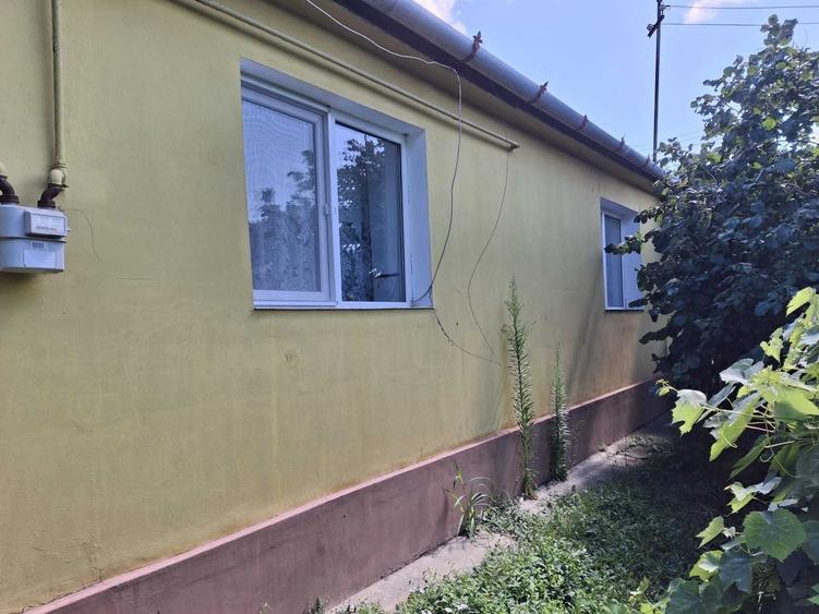Casa de vanzare in centrul comunei Sanger, judetul Mures 100 mp + teren intravilan 3.300 mp - 1