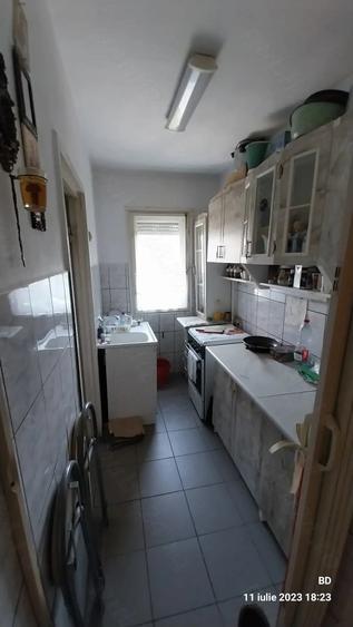 Apartament cu 2 camere decomandat în UTA