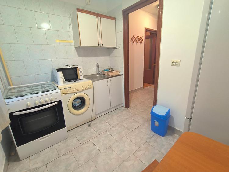 Garsonieră decomandată în Lujerului