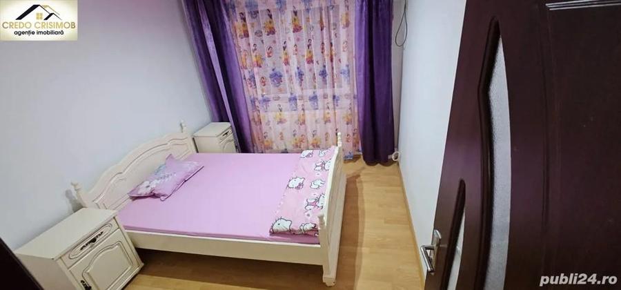 Apartament cu 4 camere semidecomandat în Micro II