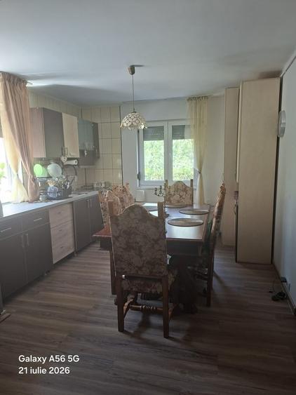 Casă cu 3 camere cu Teren 500 Mp în Central