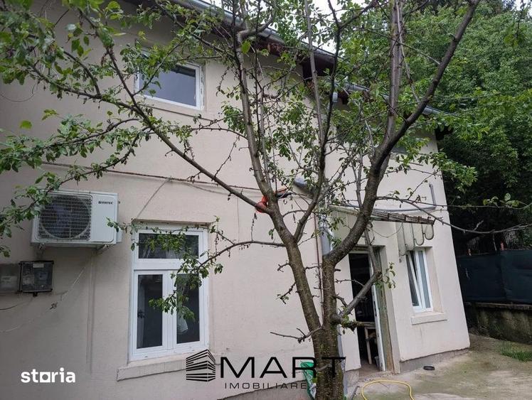 Casă cu 5 camere cu Teren 300 Mp în Central