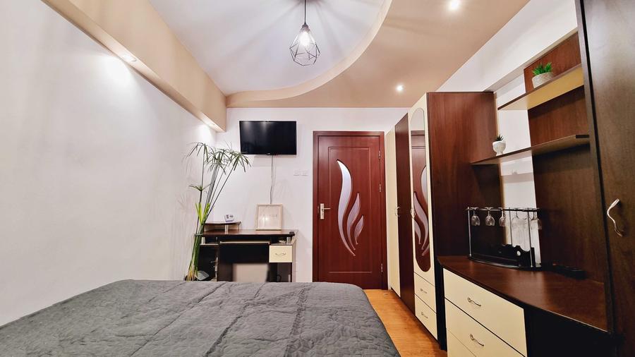 Apartament cu 2 camere decomandat în Sud