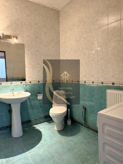 Apartament cu 3 camere în Unirii