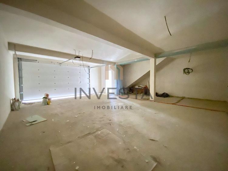 Duplex cu 4 camere cu Canalizare în Europa