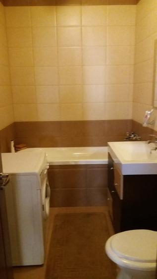 Apartament cu 2 camere decomandat în Florești