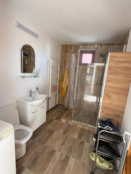 Casă cu Teren 249 Mp în Central