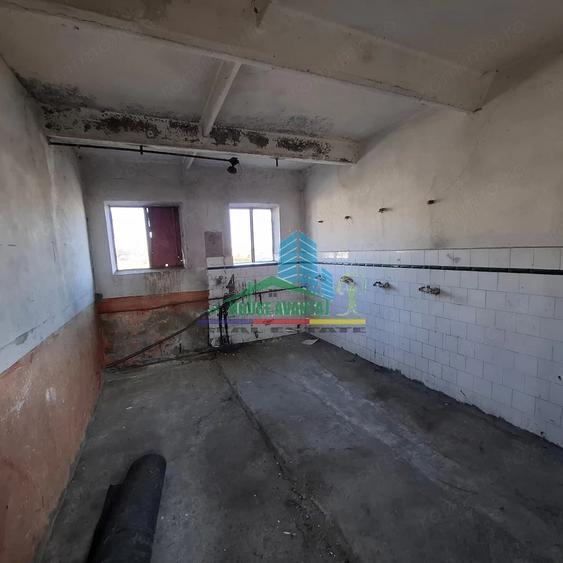 Spațiu comercial, de 600 mp, în Măicănești