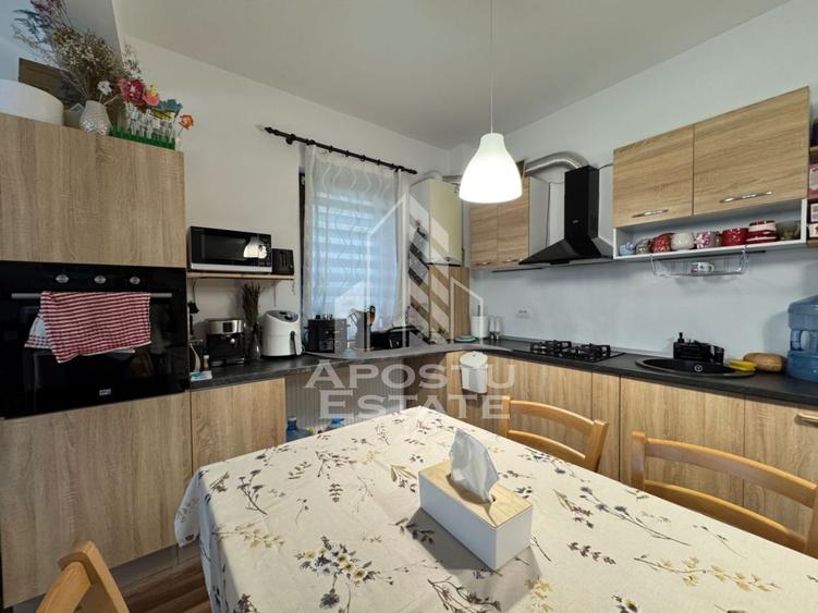 Apartament cu 2 camere semidecomandat, mobilat în Chișoda