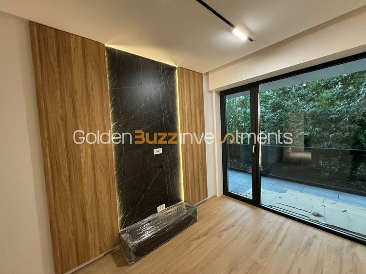 Apartament cu 3 camere decomandat, mobilat în Iancu Nicolae