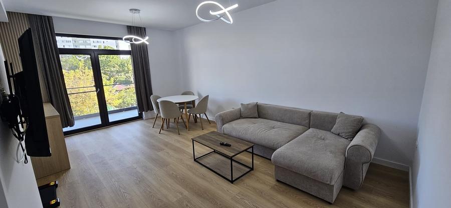 Apartament cu 2 camere decomandat în Cetății