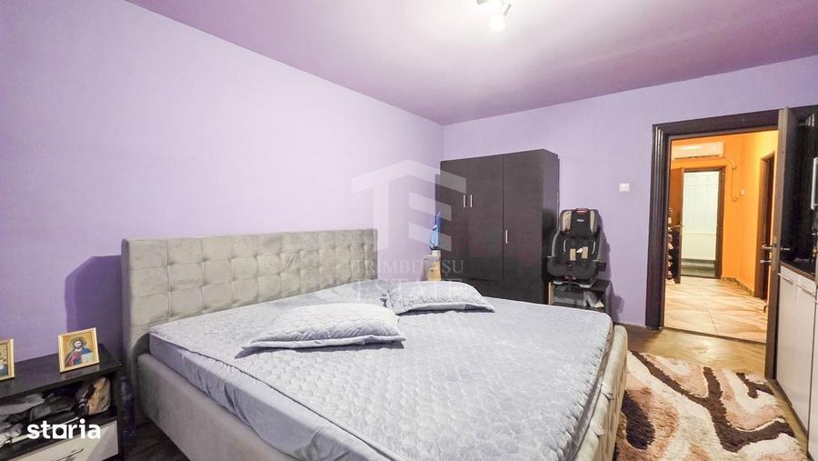 Casă cu 3 camere decomandat în Militari