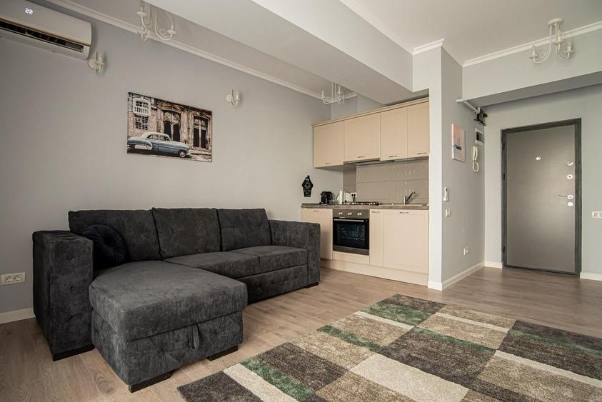 Apartament cu 2 camere decomandat, mobilat în Mamaia