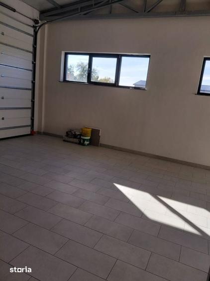Spațiu comercial, de 180 mp, în Volovăț