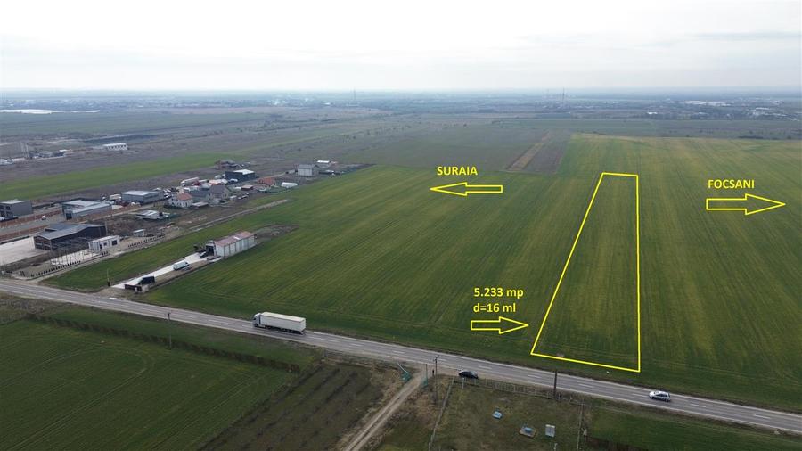 Teren Construcții intravilan de 5233 mp, în Est