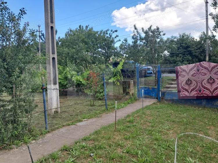 Casă cu Teren 650 Mp în Central