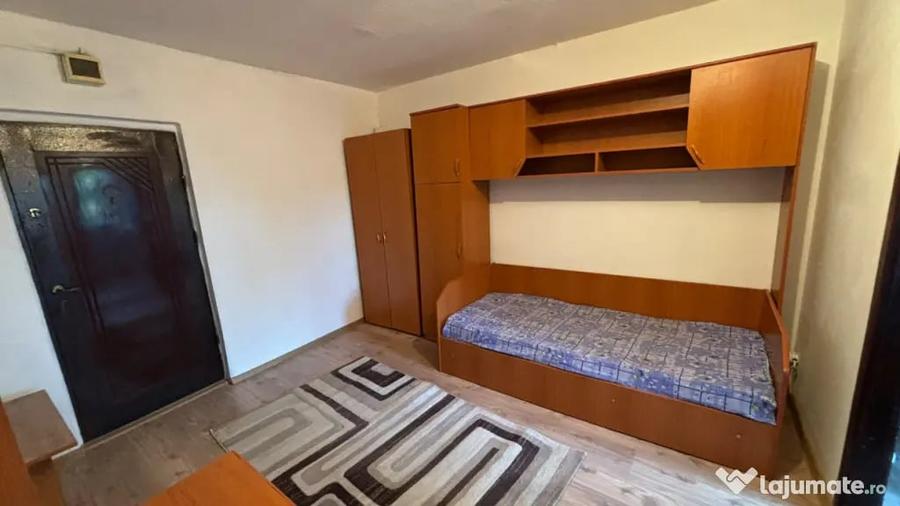 Garsonieră semidecomandată în Valea Rosie