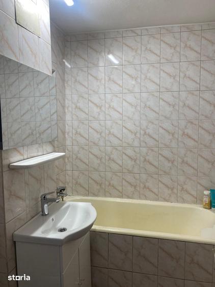 Apartament cu 3 camere decomandat în Pantelimon