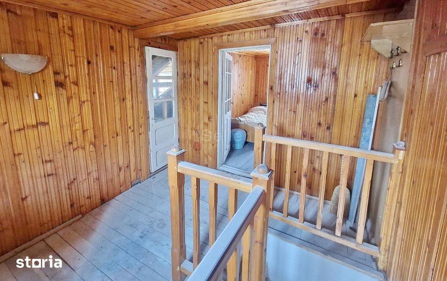 Casă cu 5 camere cu Teren 273 Mp în Central