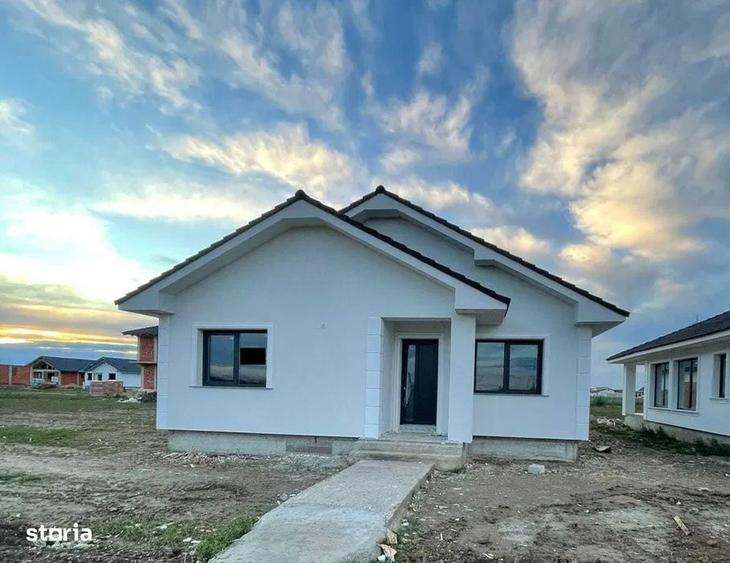 Casa noua de vanzare plan Parter Santandrei - 1