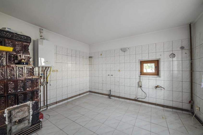 Casă individuală cu 3 camere cu Teren 2791 Mp în Tărtășești