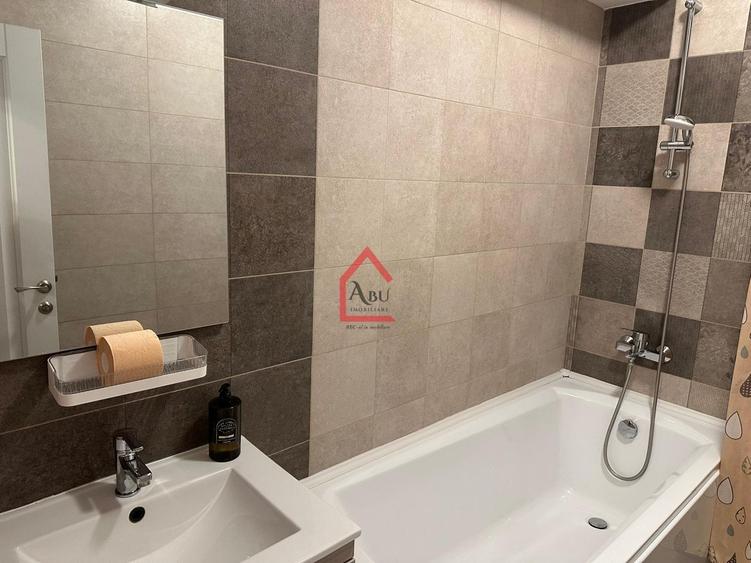 Apartament cu 2 camere semidecomandat, mobilat în Copou