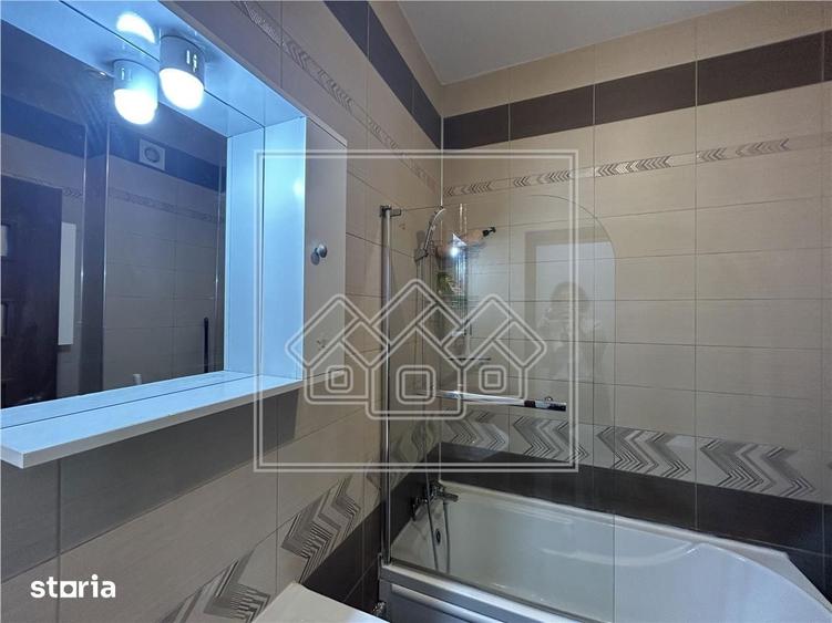 Apartament cu 2 camere decomandat în Turnișor