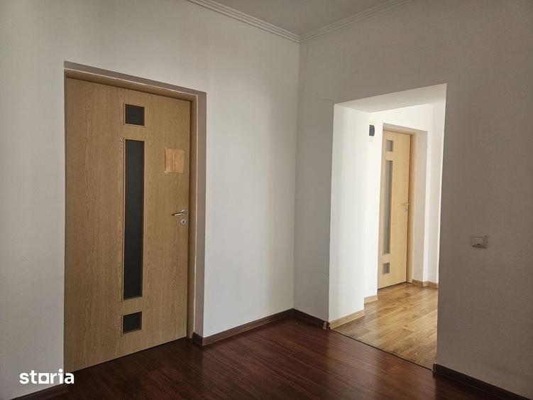 Casa renovata 3 camere, curte mare de 916 mp ] Salard - 11