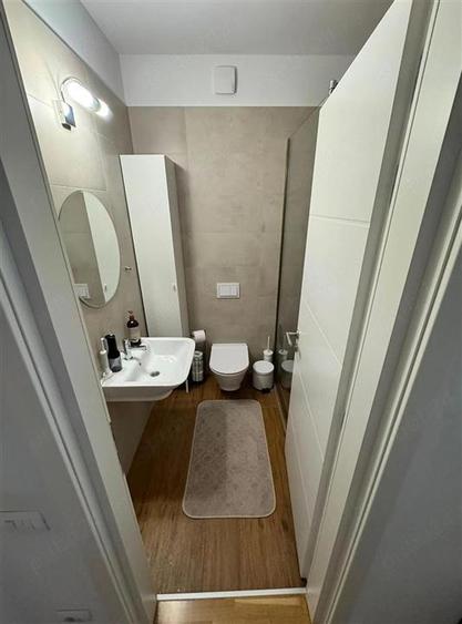 Casă cu 4 camere cu Teren 120 Mp în Pipera