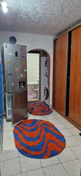 Apartament cu 2 camere decomandat în Berceni