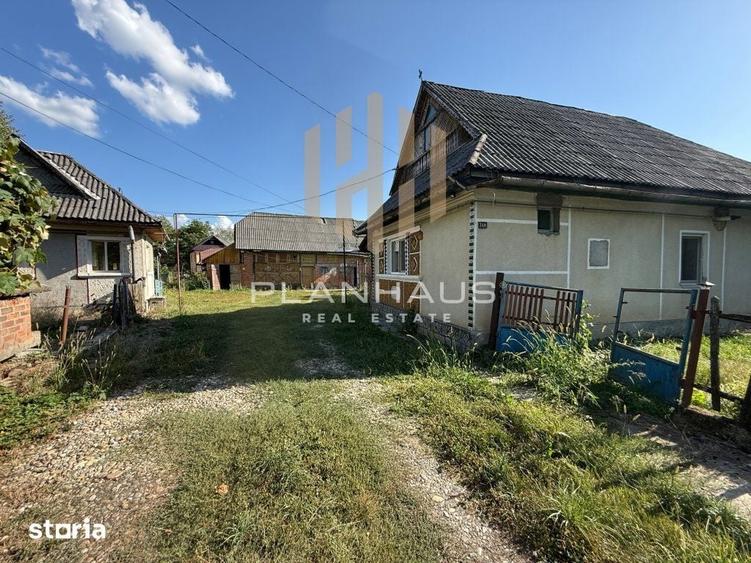 Casă cu 4 camere cu Teren 3800 Mp în Central