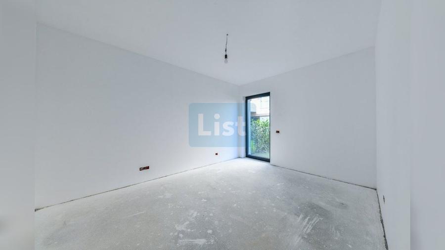 Apartament cu 3 camere decomandat în Brașovul Vechi