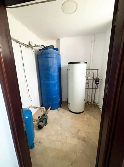 Apartament cu 4 camere decomandat în Primăverii