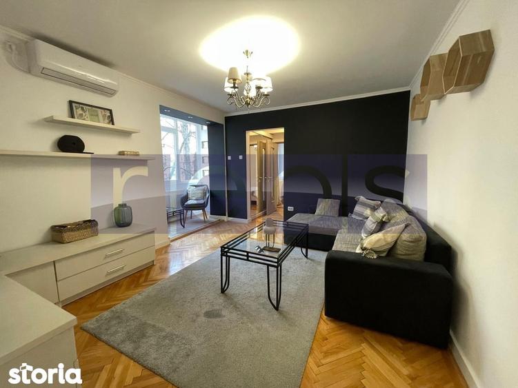 Apartament cu 2 camere semidecomandat, mobilat în Romană