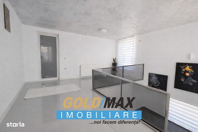 Casă cu 4 camere cu Teren 300 Mp în Bradu