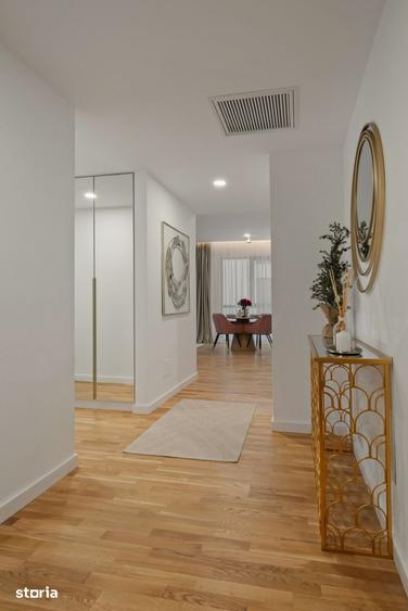 Apartament cu 3 camere, mobilat în Central