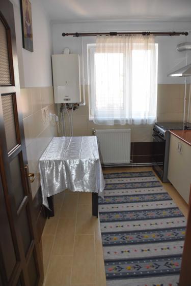Apartament cu 2 camere semidecomandat în Sud