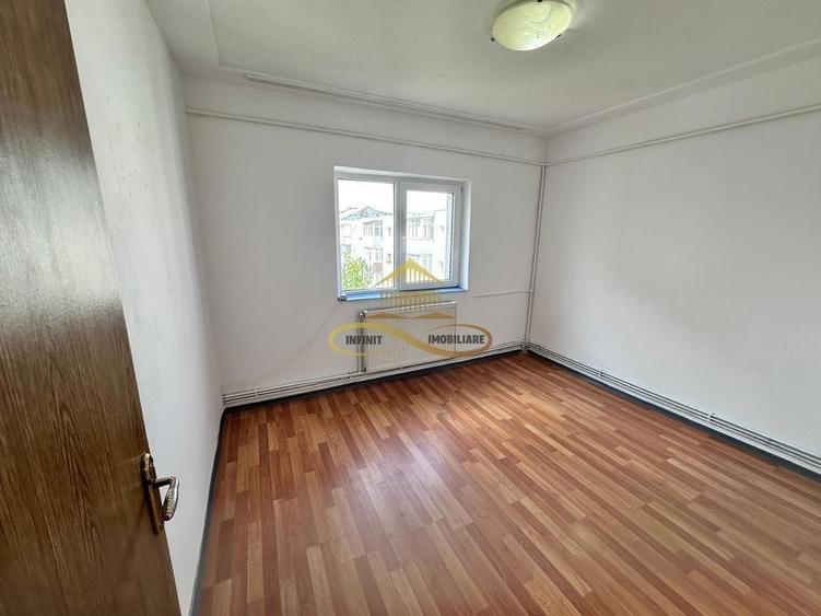 Apartament cu 2 camere decomandat în Mioriței