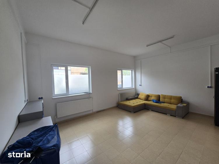 Spațiu comercial, de 100 mp, în Zona industrială