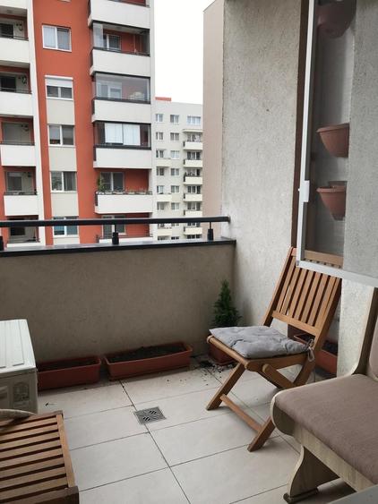 Garsonieră decomandată în Baba Novac