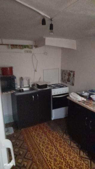 Casă cu 4 camere cu Teren 1760 Mp în Măldăeni